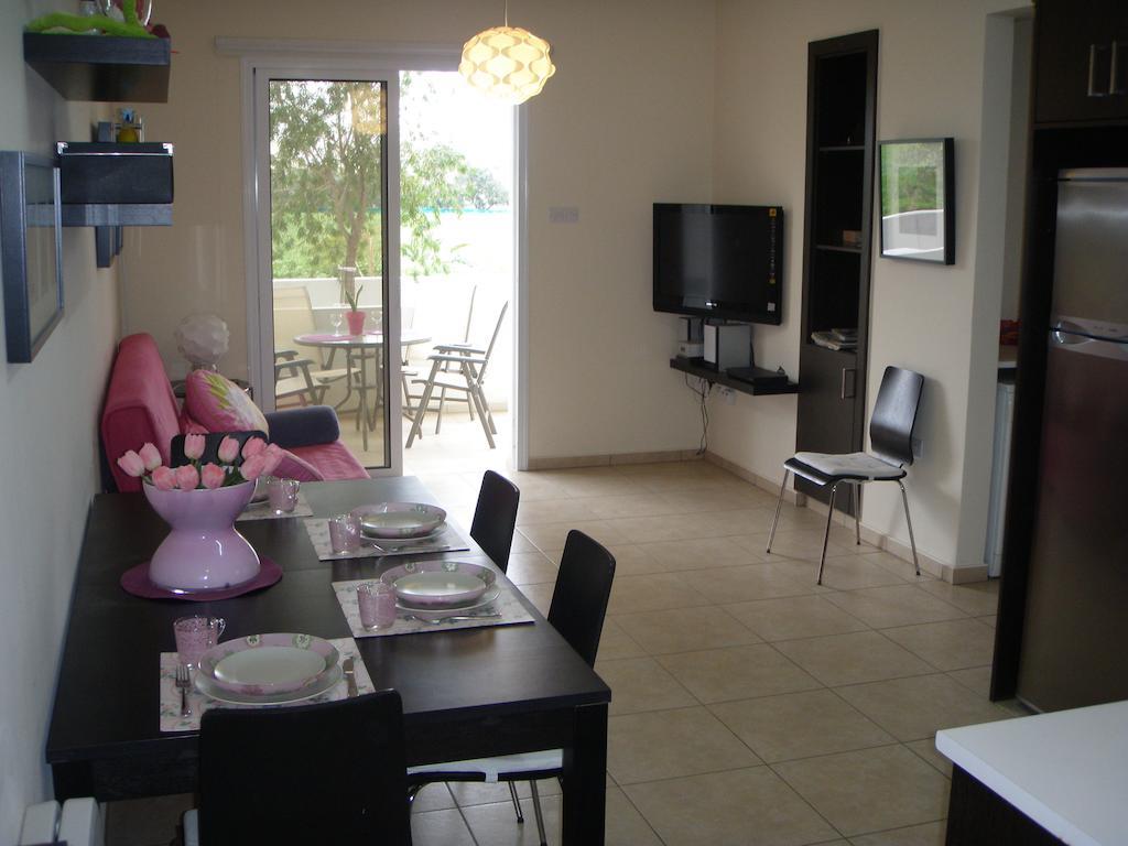 Mythical Sands Resort Ilona Apartment For Families Protaras Room photo